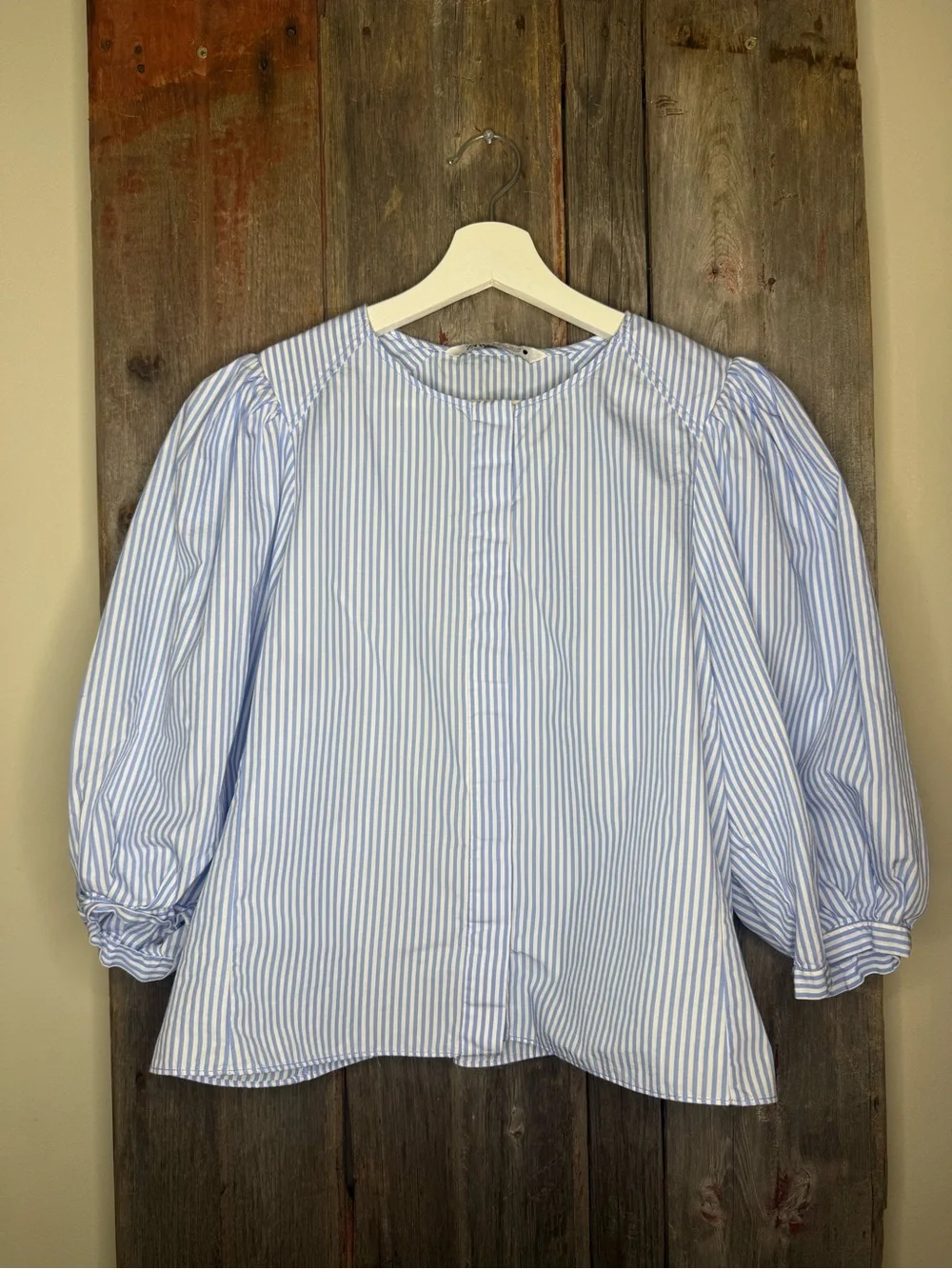Zara Cotton Poplin Striped Puff-Sleeve Blouse in Light Blue White Large